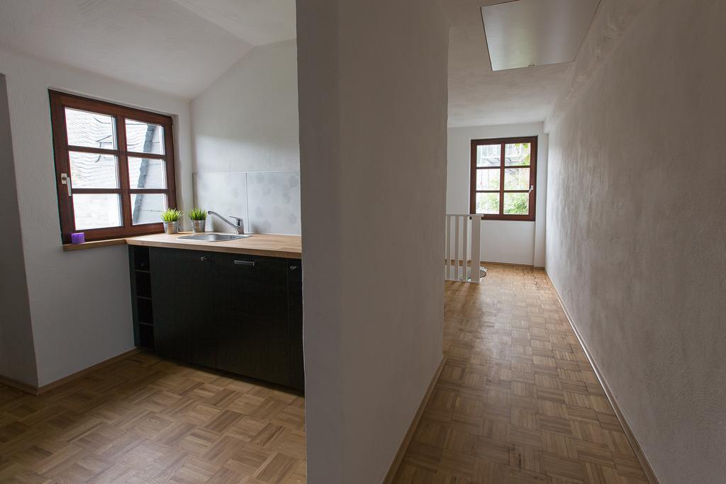 Felsenhaeuschen Daire Monschau Oda fotoğraf